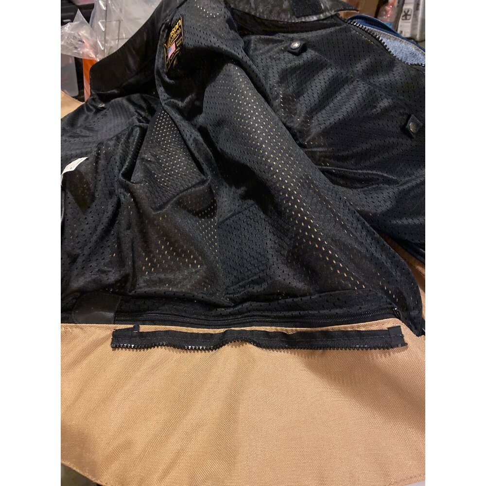 Vanson Leather Quad Runner Suzuki  Racing Jacket sz M - Picture 11 of 12